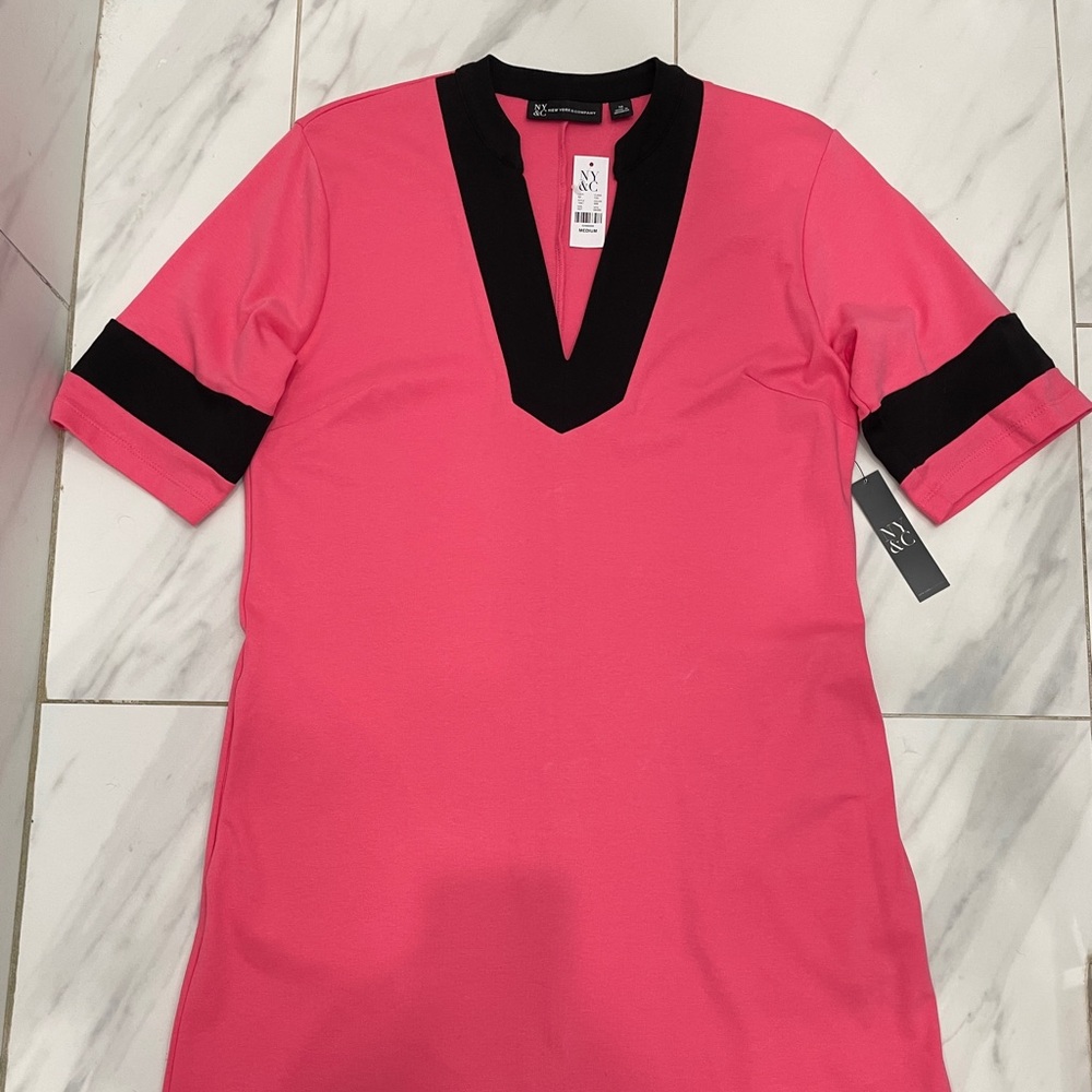 New York & Company Hot Pink Short Sleeve Shift Dress with Black Trim